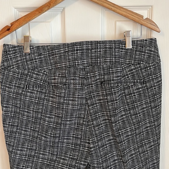 Pants - Picture 4 of 5